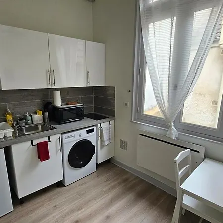 Le Petit Bastion - T2 - Wi-fi Апартаменты Монлюсон